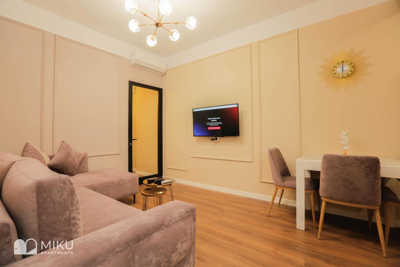 Miku Apartment - Perfect 1Bedroom At Komuna E Parisit Tirana Eksteriør billede